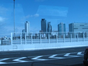 It was my first time leaving the Nagoya area, so I took lots of random scenery shots from the bus...